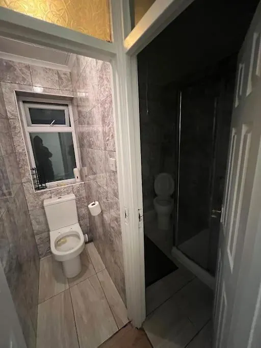 Spacious 3 Bedroom House Abbey Wood 0*,  United Kingdom