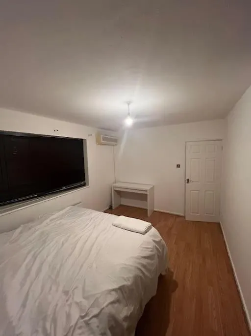Spacious 3 Bedroom House Abbey Wood Apartamento